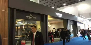 老板，我們也該換換了！廣州辦公家具展開幕@BOSS