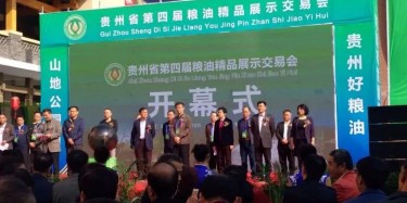 有個(gè)吃貨朋友是什么體驗(yàn)？