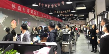 畢加| 你認(rèn)真宣誓的樣子，像極了愛情